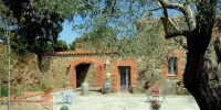 Le Mas des Colombes Chambres d'hôtes B&B & Spa Hotels in Amelie-les-Bains-Palalda