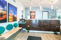 알몬드 트리 인