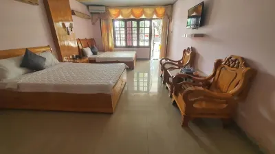 Thanh My Hotel Hotels near Ho Chi Minh statue