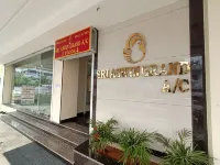 Sri Aswin Grand - Parkplatz