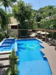Maya Tulipanes Express - Pools
