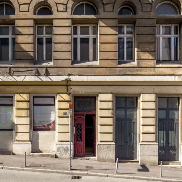 Saint Vitus Apartments with Balcony