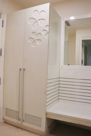 Hotel Eternity Отели рядом с достопримечательностью «NIMS Institute»