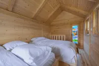 Eco Lodge Eagle's Nest Hoteles en RAZVRŠJE