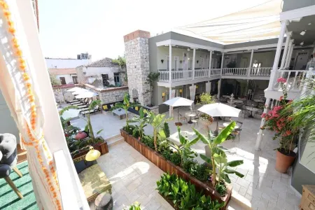 Marge Hotel Отели в г. Altinyunus Mahallesi