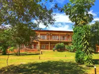 Hotel Carmen Hotels near Paseos de Luna Llena en las Cataratas del Iguazú