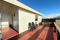 Cave Cabins Hotel di Thykkvibaer
