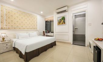 Toan Thang Hotel by Bay Luxury