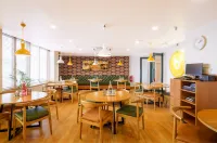 Bloom Hotel - Cyber Towers - breakfast