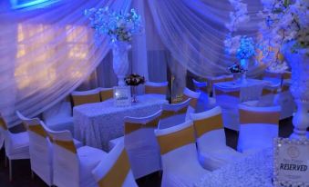 Rosrit Hotel and Suites