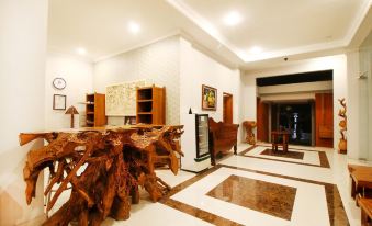 Wahyu Dana Hotel