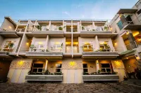 Bali True Living - Condos