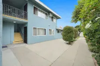 Bright & Cozy Getaway-10Min to Downtown La Hotels in Alhambra