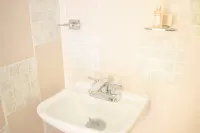 Cancun Guest House 5