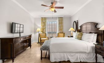 Island View 1BR Residence With Balcony