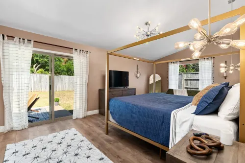 The Sinatra - Fun, 5BD Home! Huge Pool! Game Room!