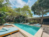 Villa Mango Jeri - Pools