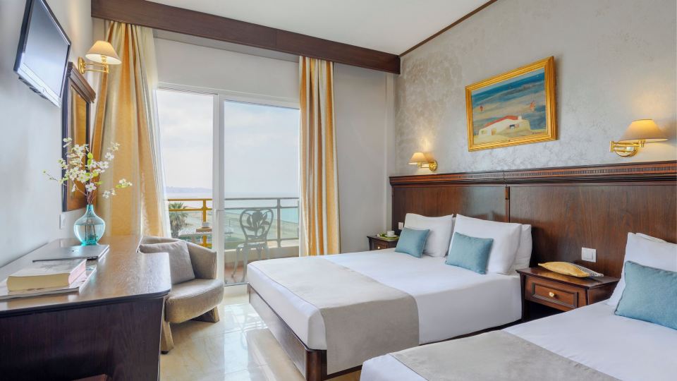 EONA BEACH RESORT by Greek Pride