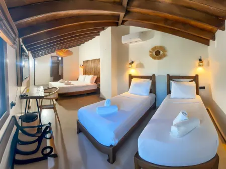 Nuriye Alacati Отели рядом с достопримечательностью «Alacati Surf Paradise Club»