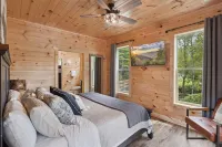 Chasing the Son Cabin 3 Bedroom Cabin by RedAwning Các khách sạn ở Sevier County