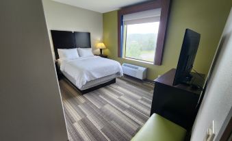 Holiday Inn Express & Suites Heber Springs