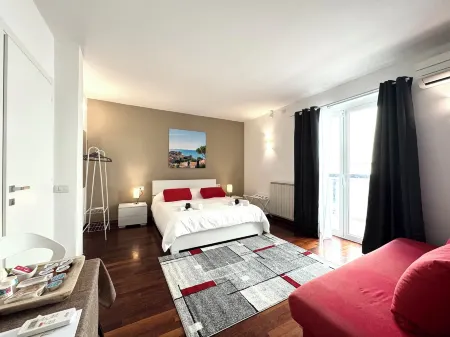 Residence Il Boschetto - Villa Con Piscina