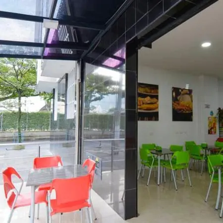 Hotel Monarca