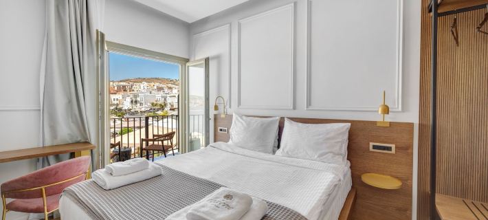 Eclectic Syros Hotels in Ermoupoli