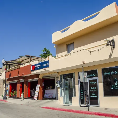 Capital O Hotel Dos Mares, Cabo San Lucas