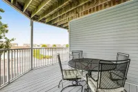 Bethany Bay Dog-Friendly Getaway w/ Free WiFi, Shared Pool, & Sports Courts Hotels in Bethany Beach