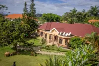 Askay Hotel Suites
