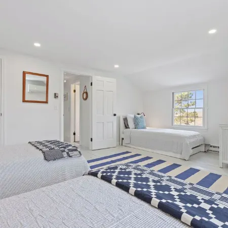 Waterfront Oasis on Town Cove, Kayak Access & Stunning Views Hotele w: Eastham
