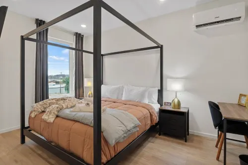 Back 2 The Future! - 4 Min. from Downtown Knox