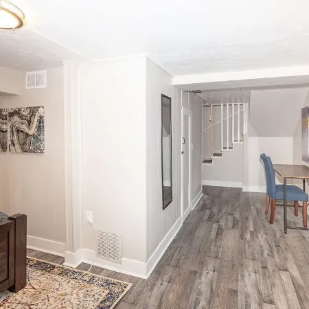 Cozy Carriage House, Walk to Unc, Free Bikes