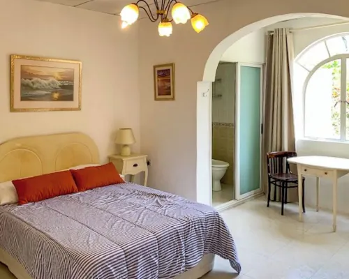 Bougainvillea Breeze & Marina View - Happy Rentals Hôtels à : Bormla