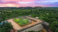 The Trois Estate at Enchanted Rock Hotels in Gillespie County