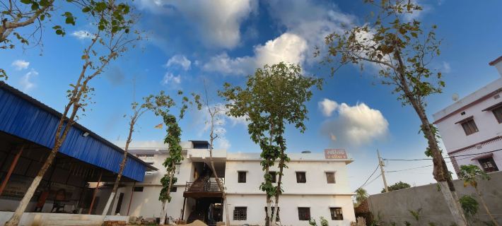 Hotel Swastik "free Pick up from Station & airport" Hotels in Deoghar