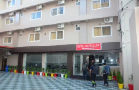 Vishnu Lok Hotels near Dehradun Train Station