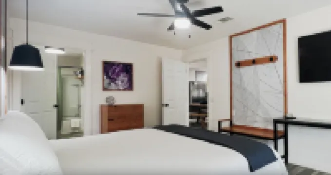 The Gemstone Cabin. Diamond hunters headquarters. Near The Crater of Diamonds