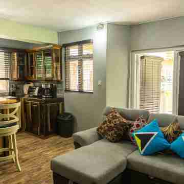 Topaz Apartment Villas-Pool Side Piton V Rooms