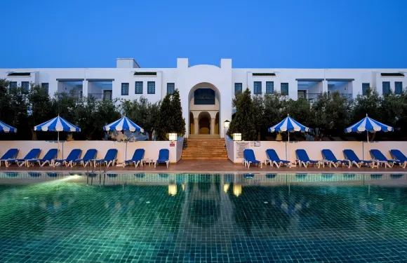 亞爾雷迪納酒店