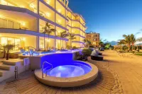 Beachfront at Windsong on the Reef - Spa