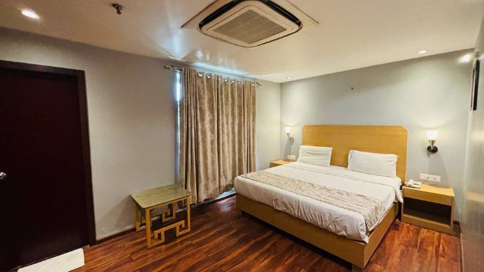 The Royal City Hotel