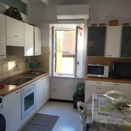 Quiet and independent small apartment CIN. IT011019C24QB2TBIQ Отели рядом с достопримечательностью «Пляж Феджина»