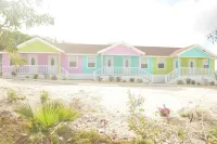 Bougainvillea Studio 2 Hotels in Rolleville