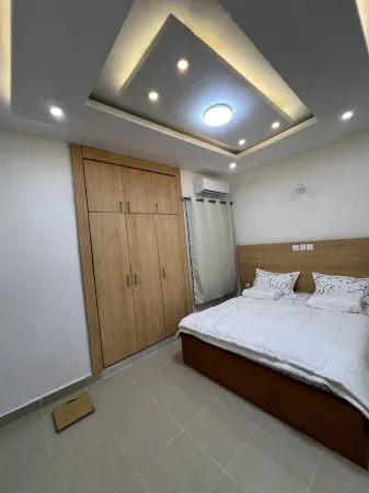 Appartement 2 Pièces Ultra Moderne Отели рядом с достопримечательностью «Католическа катедрала на Абиджан»