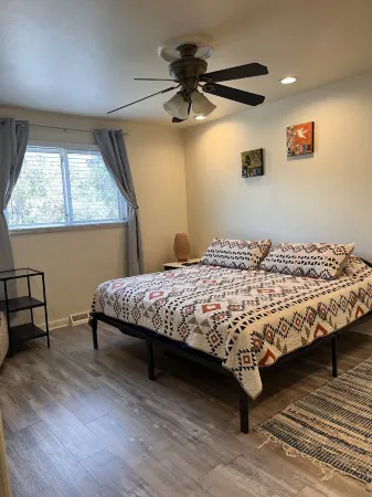 Clete’s Cherry Creek Retreat Отели рядом с достопримечательностью «Парк штата Черри Крик»