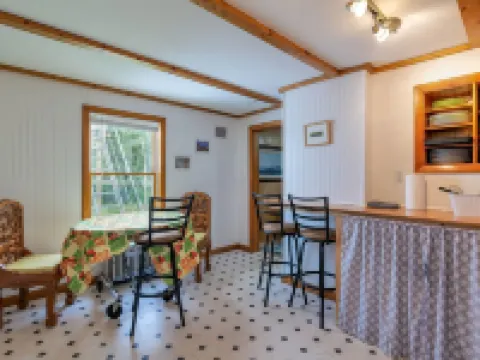 5BR 3 Bath-The Maine House@Twin Hills Cottages Hotels in Ellsworth