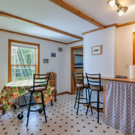 5BR 3 Bath-The Maine House@Twin Hills Cottages