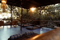 Tranquill Riverside Luxury Chalets Hotels in Marra